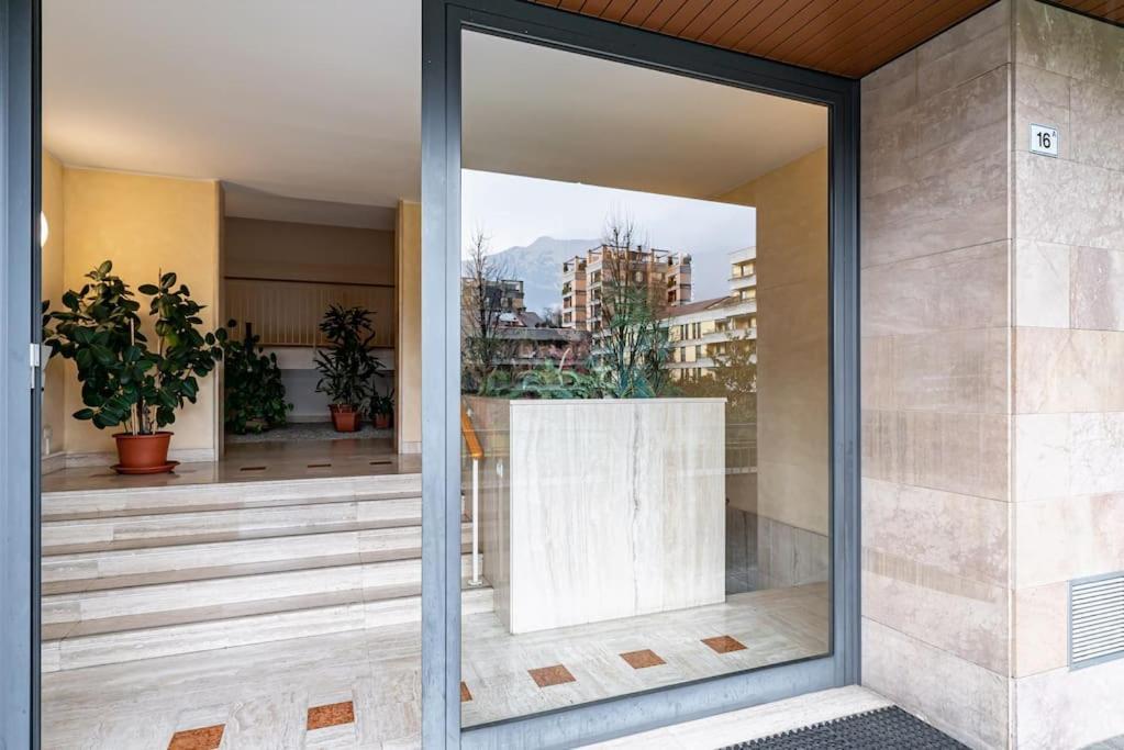 Broletto Park Apartment - Affitti Brevi Italia Lecco Buitenkant foto